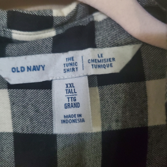 Ladies button up - Picture 2 of 2